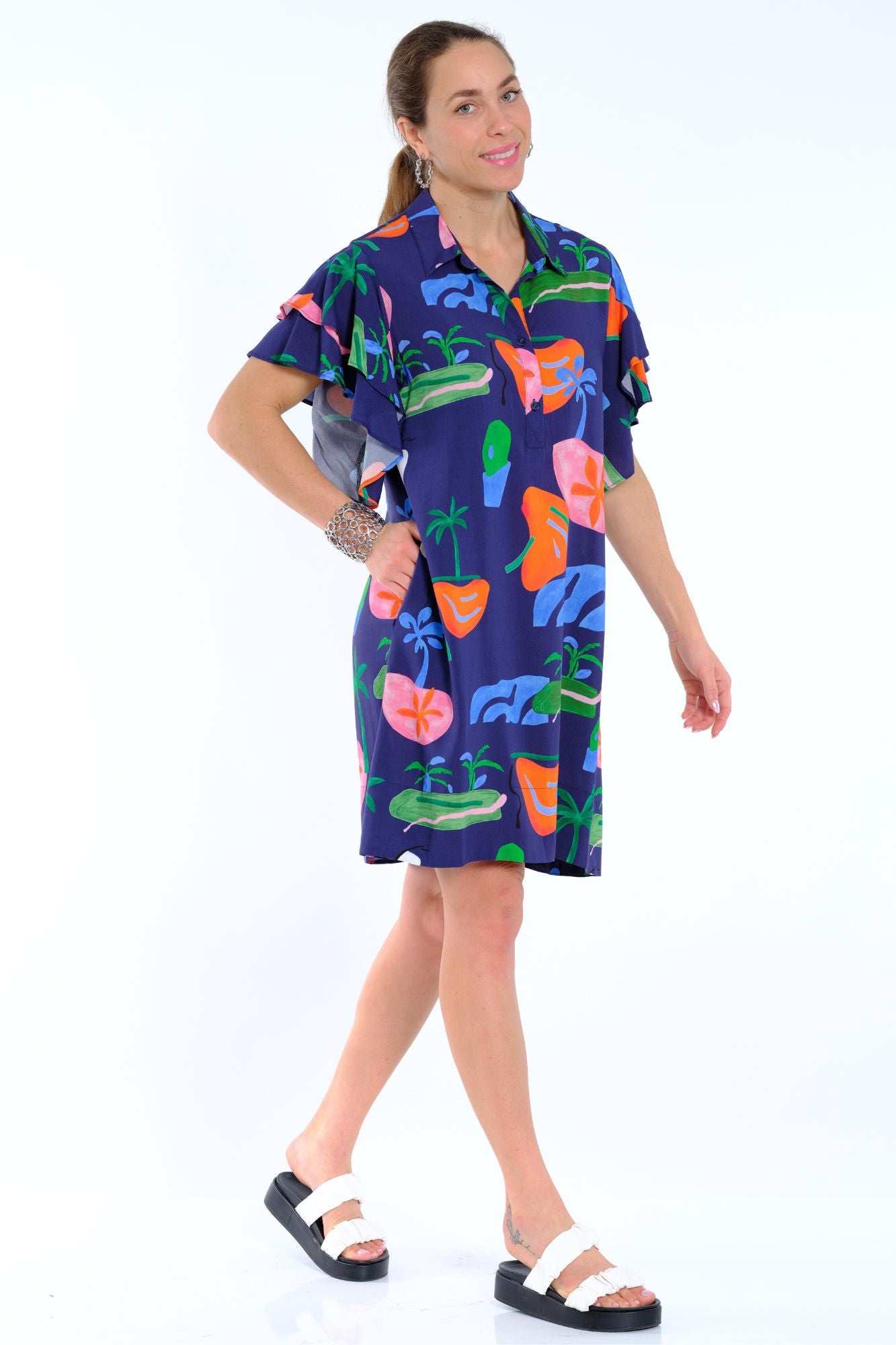 Casual printed dress for women with flutter sleeves