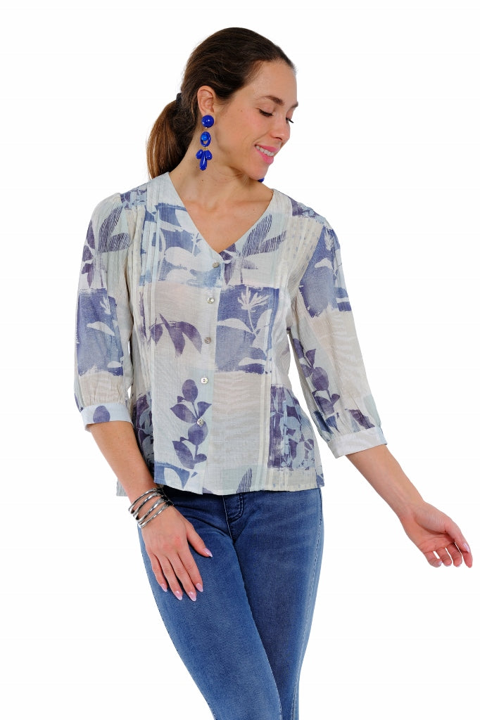 Vintage floral print 3/4 sleeve blouse for women in breathable fabric