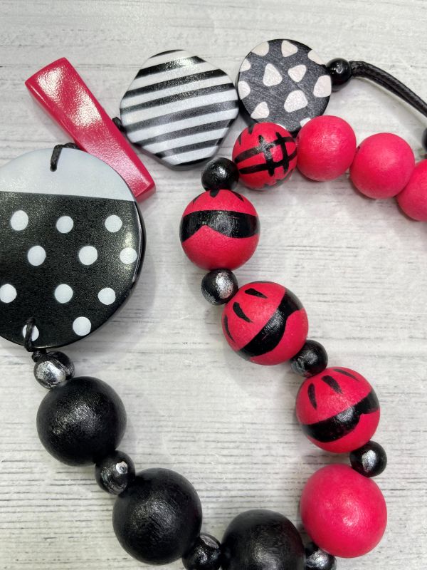 Alisha D Hand Painted Polka Dot Resin Necklace Adjustable Cord