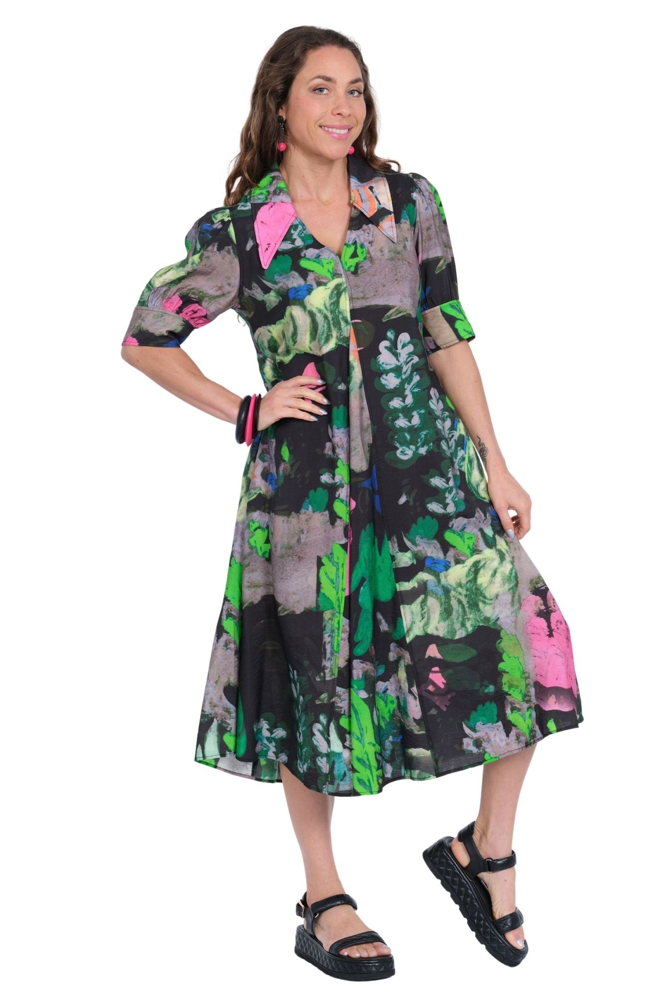 LIOR women's black floral midi dress with pointed collar and short puff sleeves