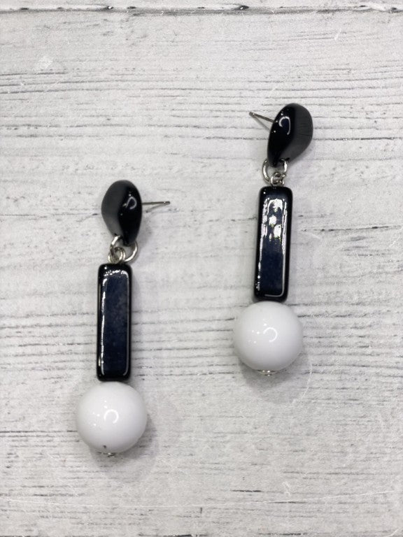 Alisha D Black White Drop Earring
