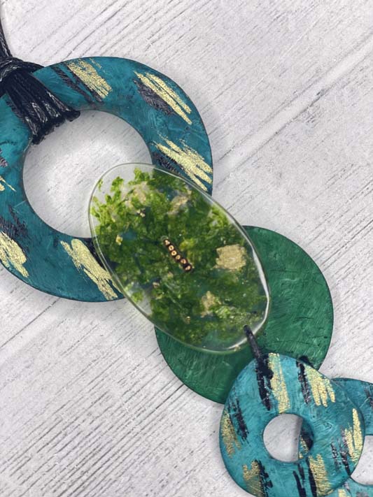 Alisha D Handmade Women's Necklace Shell Resin Pendant Green