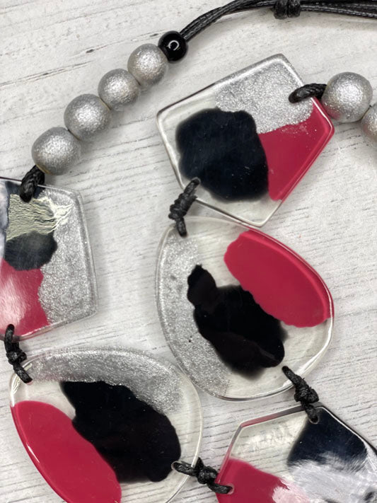 Alisha D Women's Statement Red Black Silver Resin Necklace Adjustable Cord